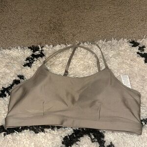Women’s Alo sports bra size large